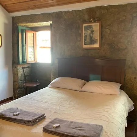 Casa Do Avo Do Geres 펜션