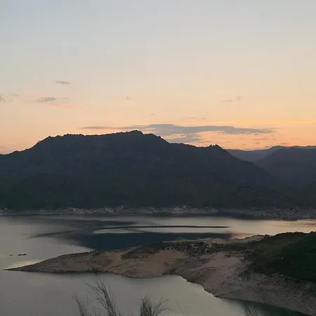 펜션 Casa Do Avo Do Geres Outeiro (Tras-Os-Montes)